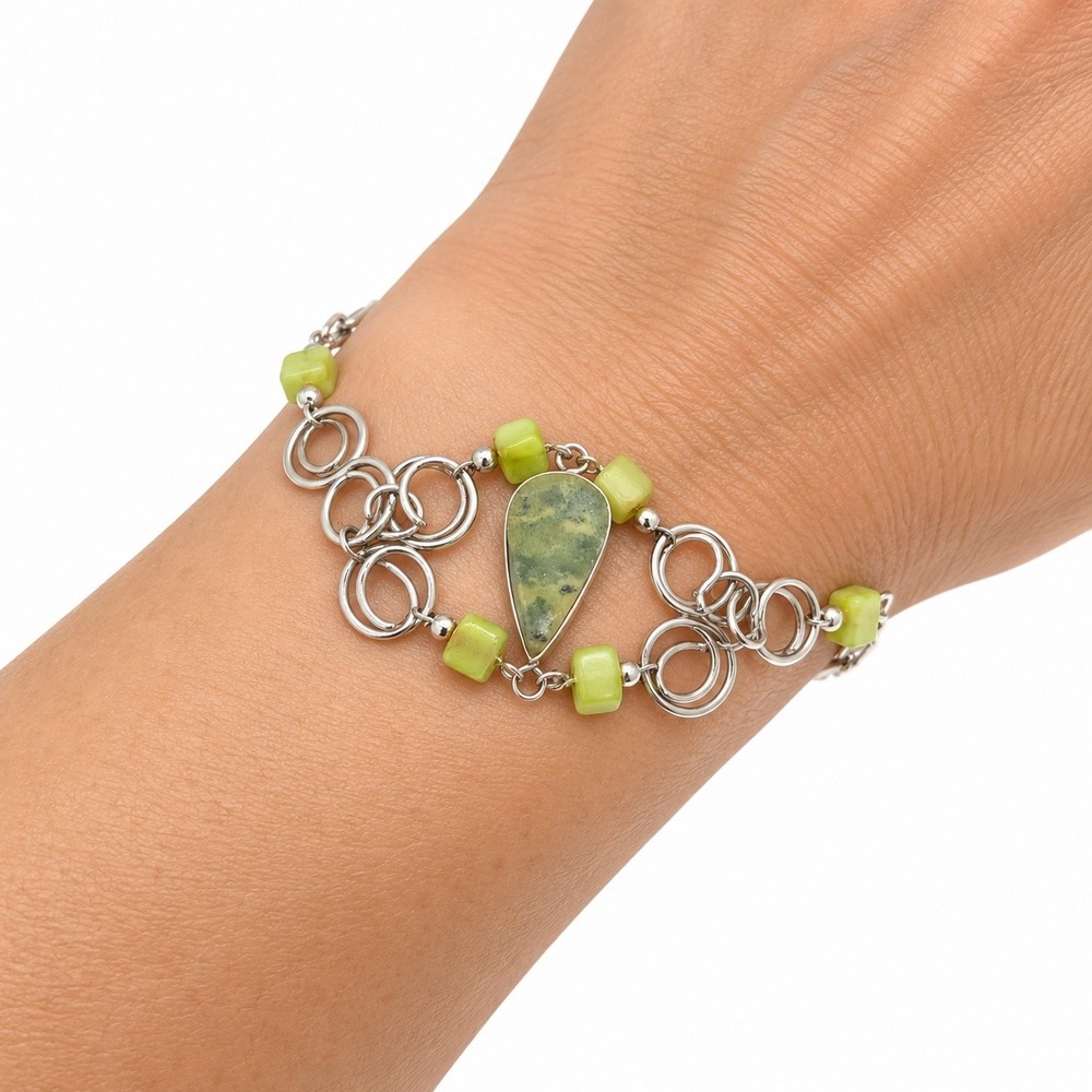 Silver Tone Green Stone Scrollwork Bracelet Teardrop Cat Eye Glass 8 Inch